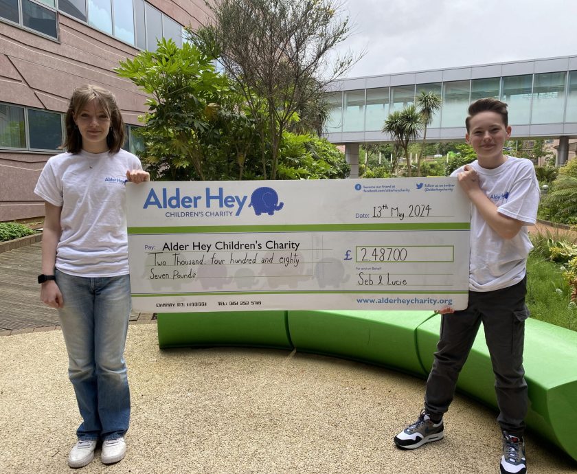 Seb & Lucie cheque